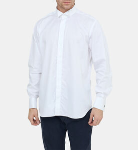 قميص بأكمام طويلة بقصة مناسبة