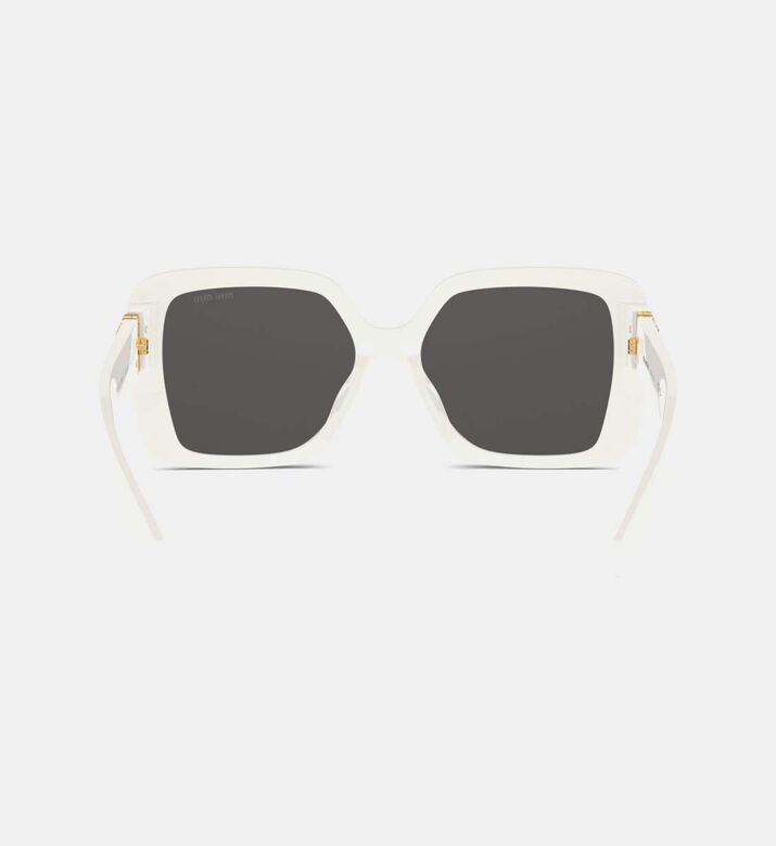 نظارات شمسية بإطار مربع بشعار ذهبي 51