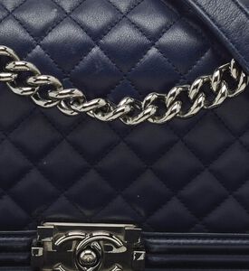 Chanel Preowned Chanel Quilted Leather Boy Flap Bag, Packshot View
