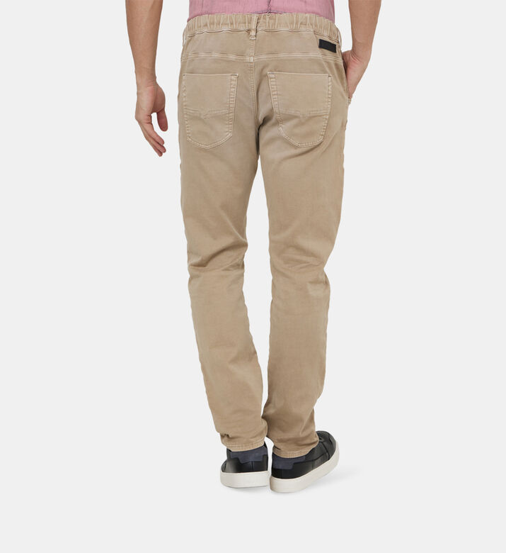 بنطال جينز رياضي كرولي ضيق