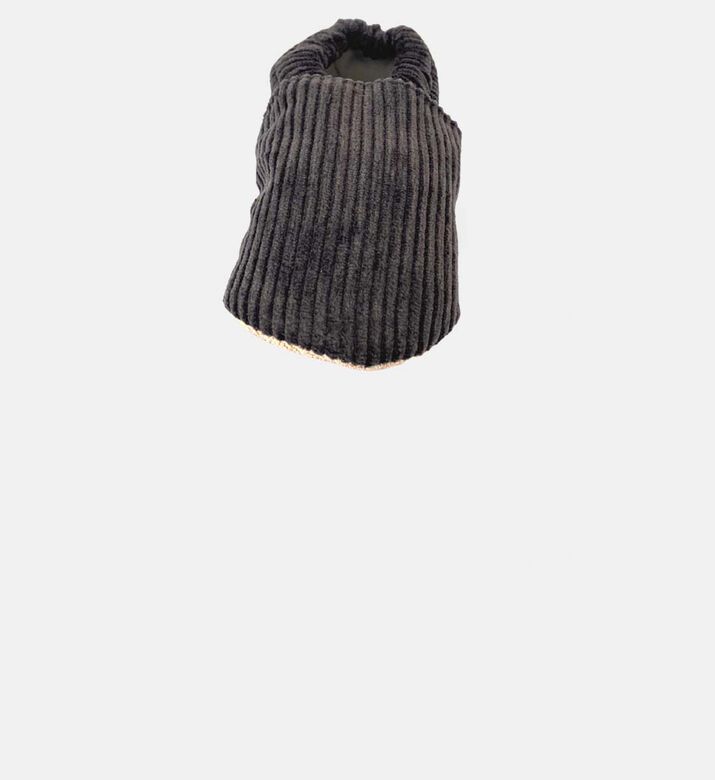حذاء موكاسان مخمل مانع للانزلاق