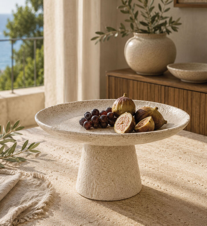 Light and Living Ota Matt-finish Dish-on-base, Packshot View