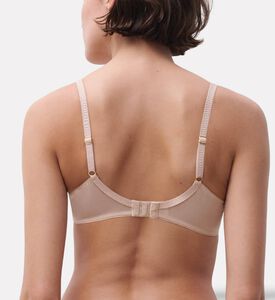 Chantelle Bra Elys, Model View