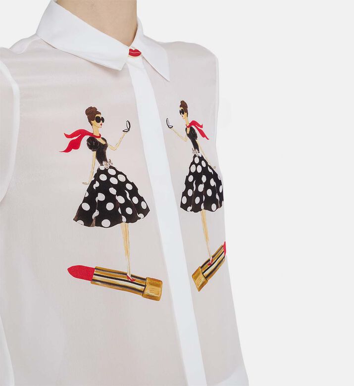 قميص ويلا حريري بصف أزرار