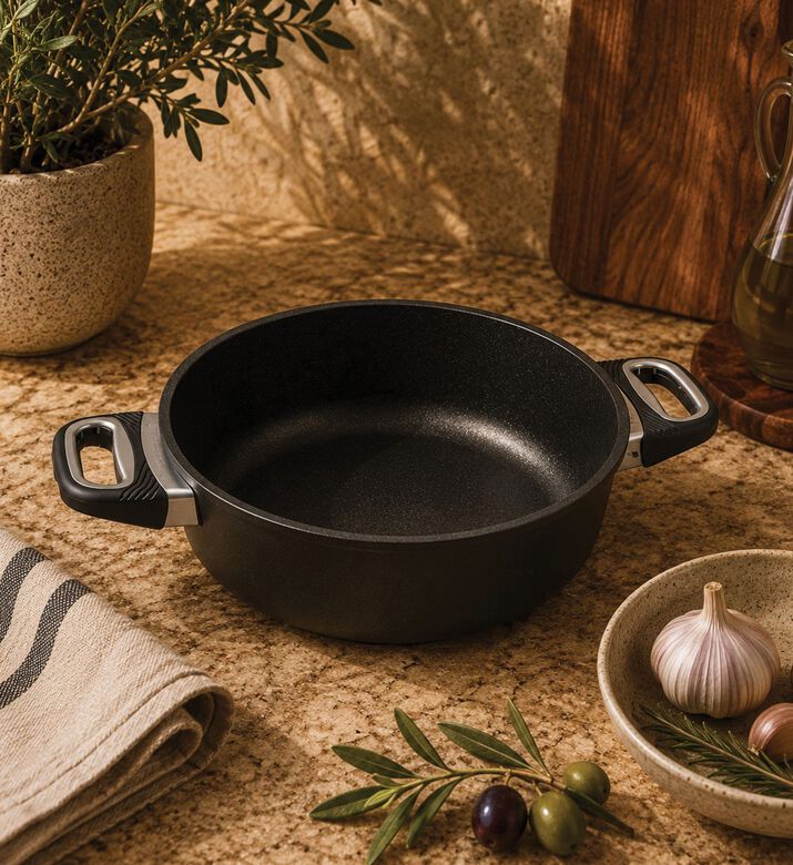 AMT Gastroguss Cast Aluminum Braise Pot, Black, 28-cm, Packshot View