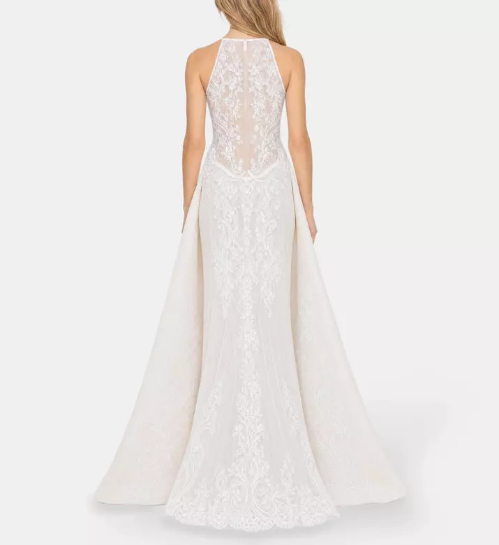 AAVVA Dress Hazar, Model View