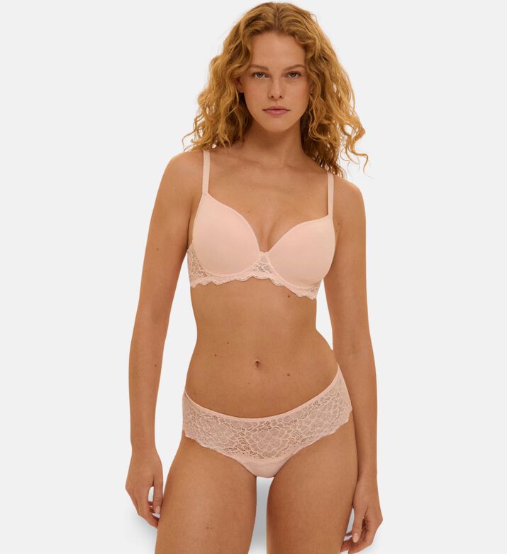 Simone Perele Adjustable Smooth-cup T-shirt Bra, Pink, 95, G, Model View