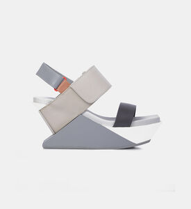 صندل دلتا بكعب ويدج عالي