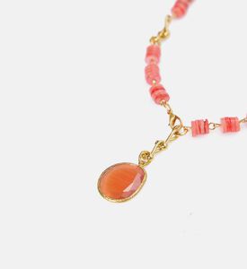 سلسال بحجر القمر مطلي بذهب مرجاني