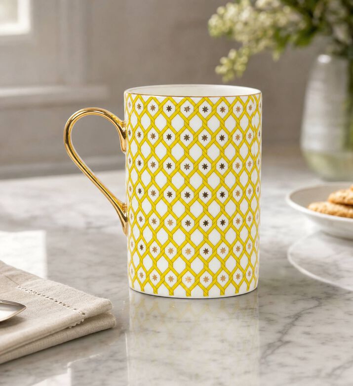 Imperial Gold-tone Trim Lattice Teacup Saucer, Model View