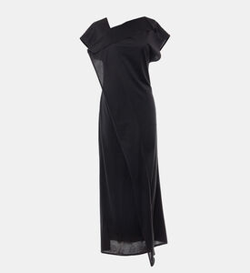 فستان متوسط الطول غير متماثل بطيّات