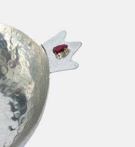 وعاء مستوحى من الأحجار الكريمة