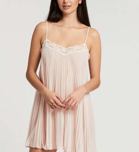 قميص شيفون مطوي بالأكورديون