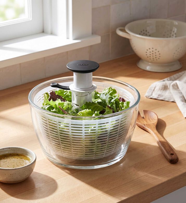 Oxo Good Grips Glass Salad Spinner, Packshot View