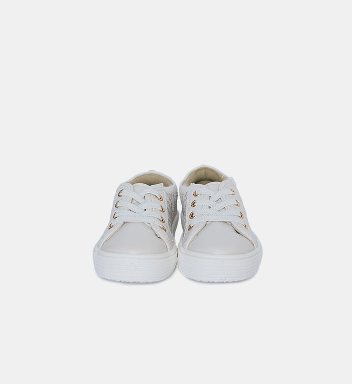 Classic Lace-up Closure Sneakers