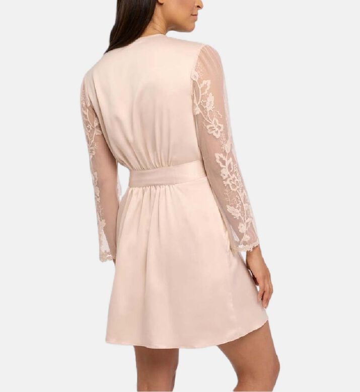 قميص بولي شارموز بتطريز ثلاثي الأبعاد