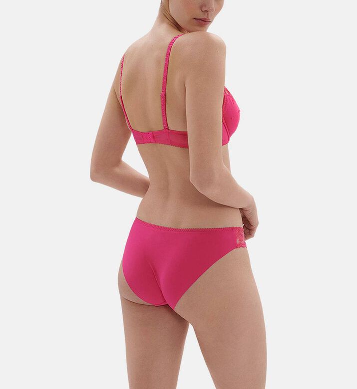 حمالة صدر انتريغ مثلثة الشكل