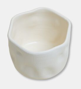 The table Edit Tiva Ceramic Wave Design Vase, Packshot View