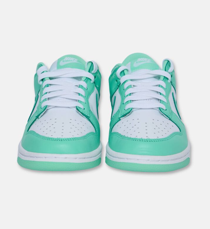 Nike Shoes, Packshot View