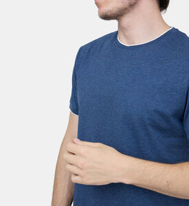 تي شيرت بأكمام قصيرة