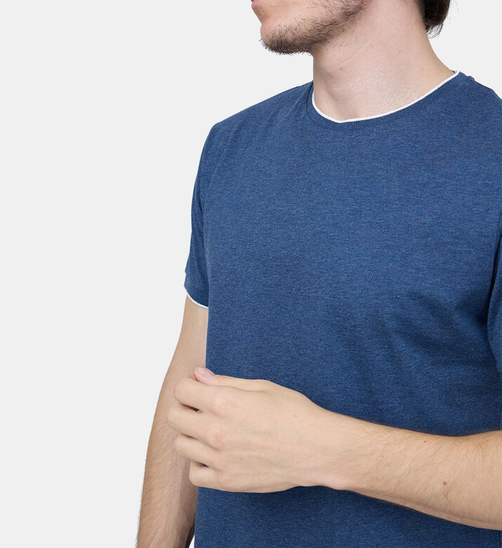 Short-sleeve T-shirt