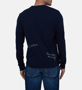 تيشيرت بياقة دائرية طويلة الأكمام