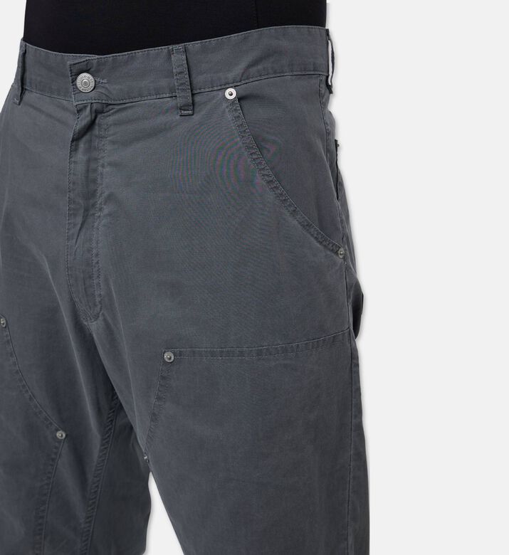 MM6 Multi Pockets Button Closure Pants, Model View