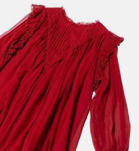 فستان بأكمام طويلة مطوي