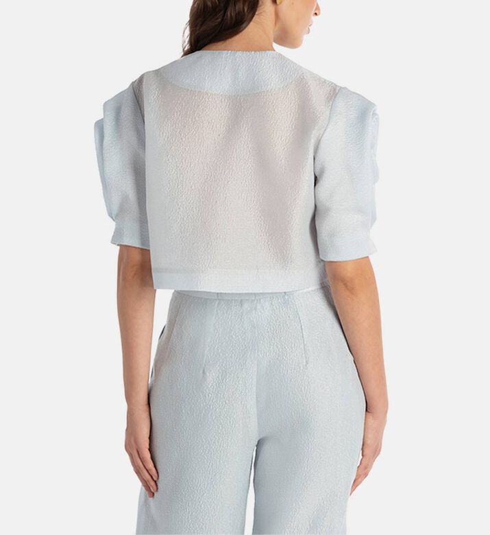 بلوزة بأكمام درابيه بشكل أزهار