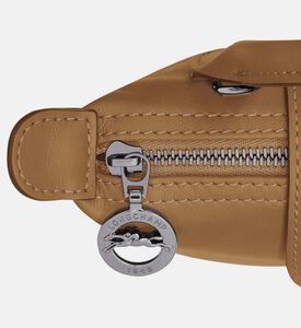 حقيبة يد صغيرة للغاية جلد