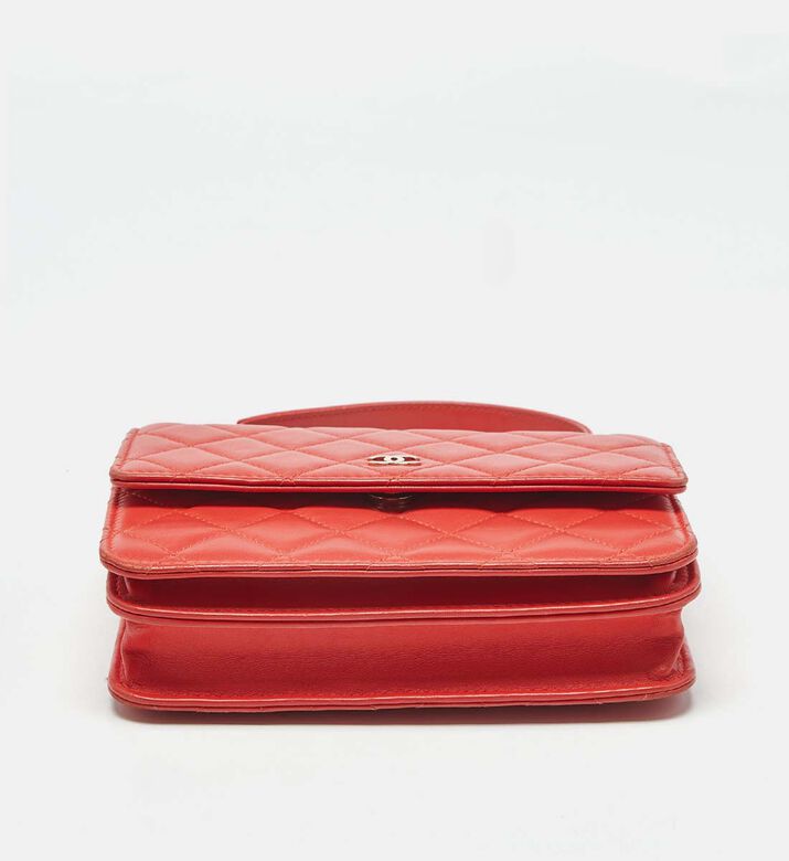 Chanel Chanel Quilted Leather Classic Wallet On Chain Preowned, Packshot View