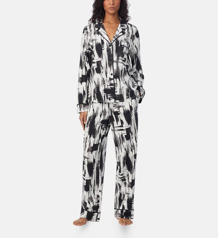 DKNY Set, Model View