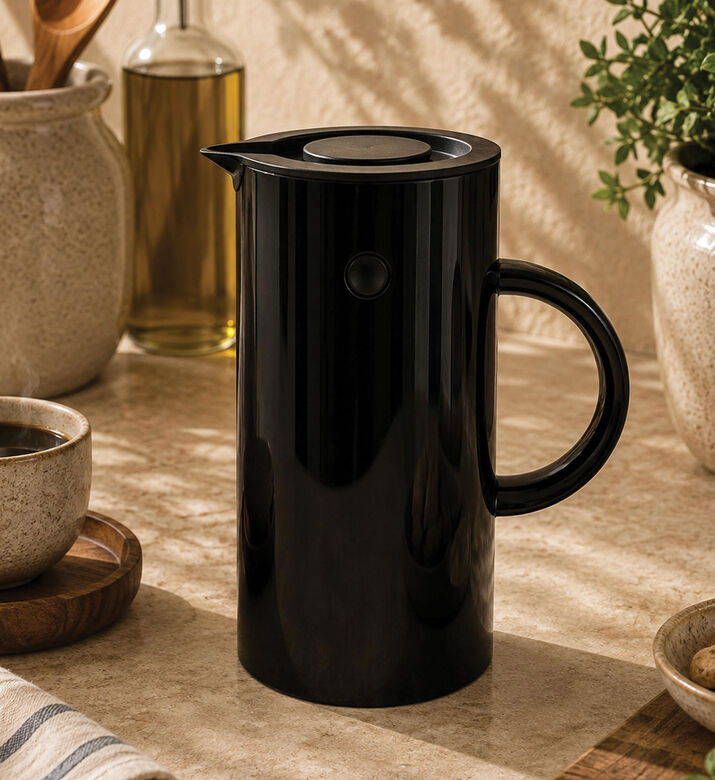 Stelton Em77 Insulated Glass Vacuum Jug, Black, 500-ml, Packshot View