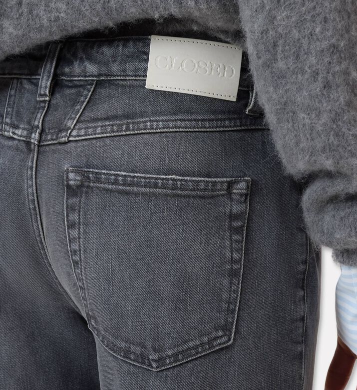 Closed Jeans Jora, Model View