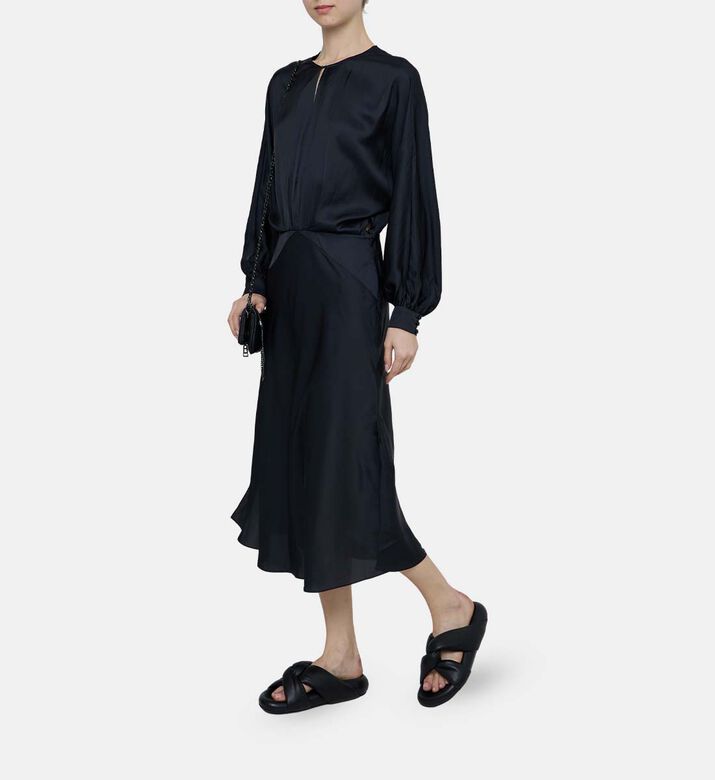 Ruiko Satin Round Neck Midi Dress