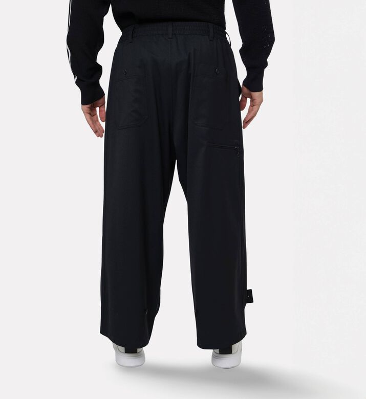 Y-3 Elastic Waistband Wide-leg Pants, Model View