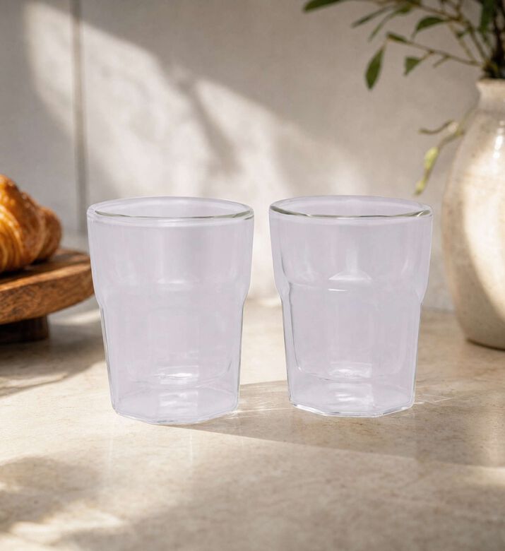 Gusta Chantilly Espresso Glass 2-piece, Model View