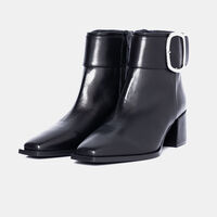 Oversized Buckle Closure Boots