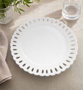 Thun Giulietta Carved Dinner Plate, Model View