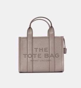 حقيبة جلدية صغيرة