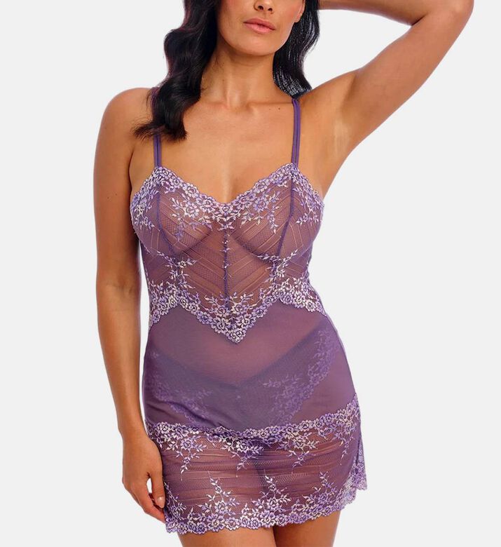 Wacoal Chemise, Model View