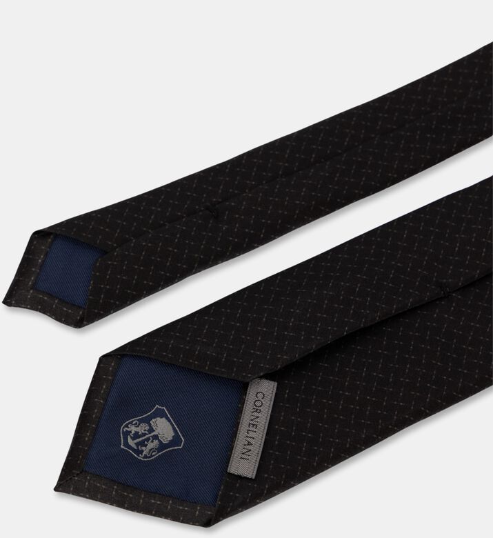 Corneliani Tie Neck, Packshot View