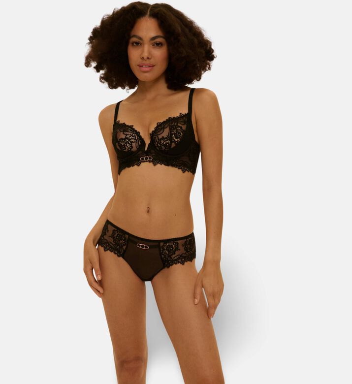 Simone Perele Shorty, Model View