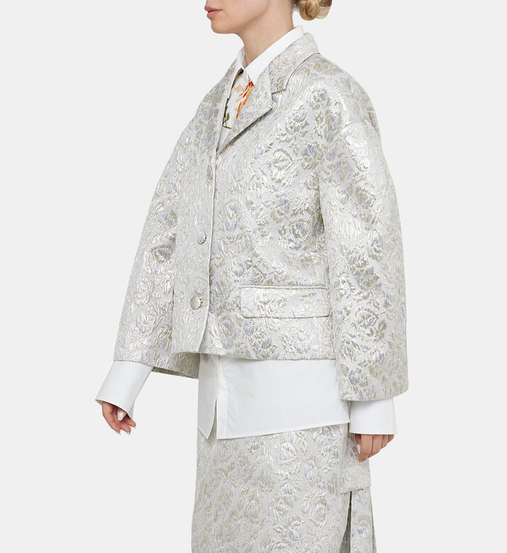 جاكيت قصير بصف أزرار