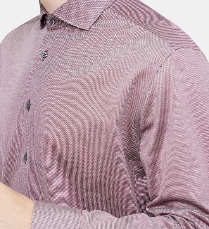 قميص قطن بياقة منتشرة