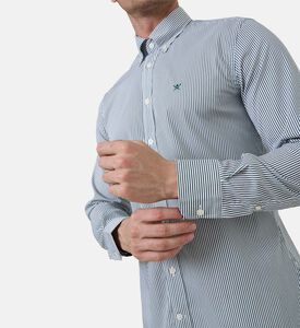 قميص إسنشال بأكمام طويلة ومقلم