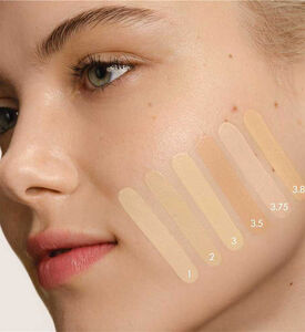 Armani Beauty Luminous Silk Perfect Natural Glow Foundation, 12.1-deep-neutral, Packshot View