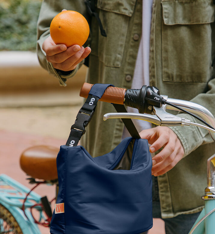 On The Go Hanging Lunch Bag