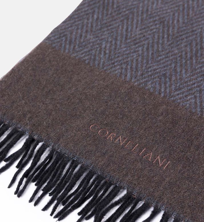 Herringbone Pattern Fringe-detail Scarf