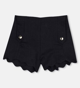 شورت بحافة صدفية